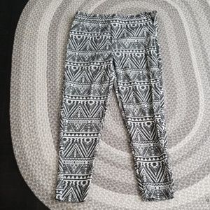 Rue 21 Aztec print pants